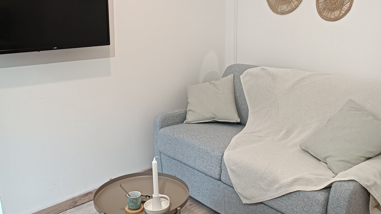 Photo of Livingroom in Homecourt