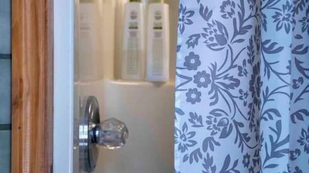 Photo of Bathroom in Carbondale