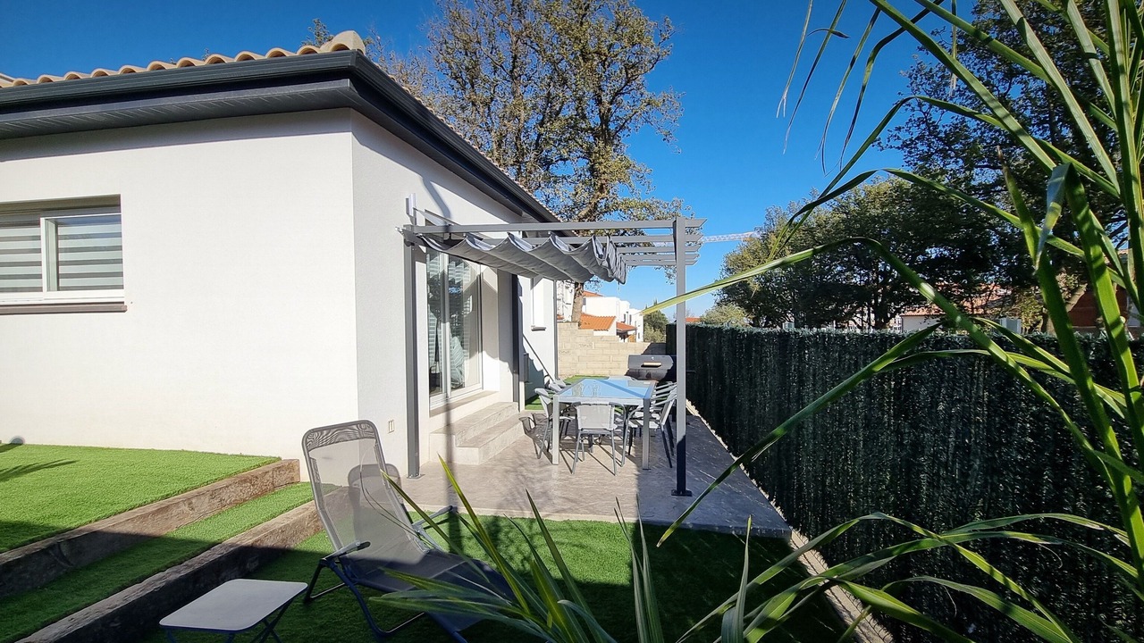 Photo of Outdoor in Thuir