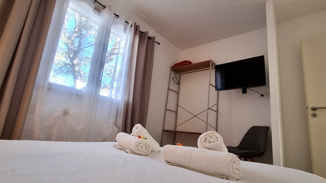 Photo of Bedroom in Thuir