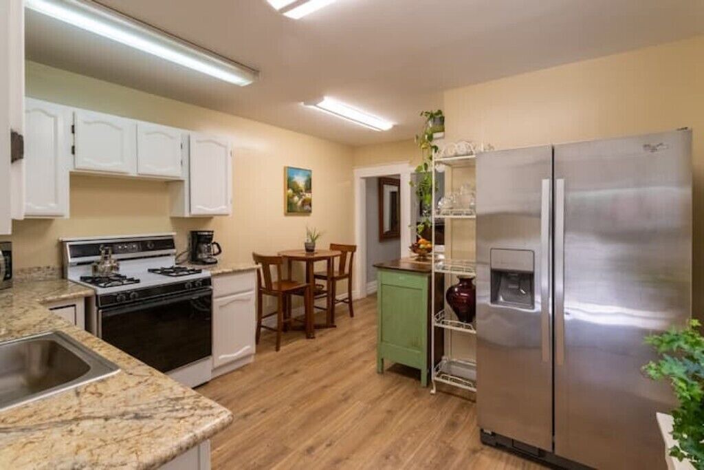 Photo of Kitchen in Midtown Sacramento