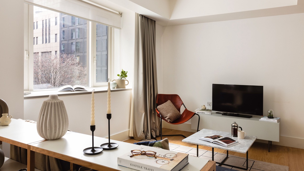 Photo of Livingroom in Tower Hill