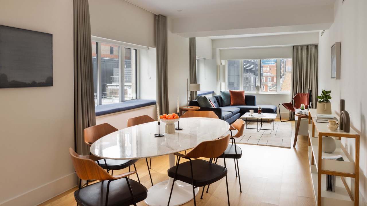 Photo of Livingroom in Tower Hill