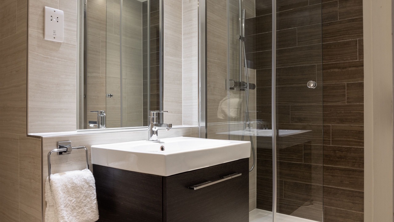 Photo of Bathroom in Tower Hill