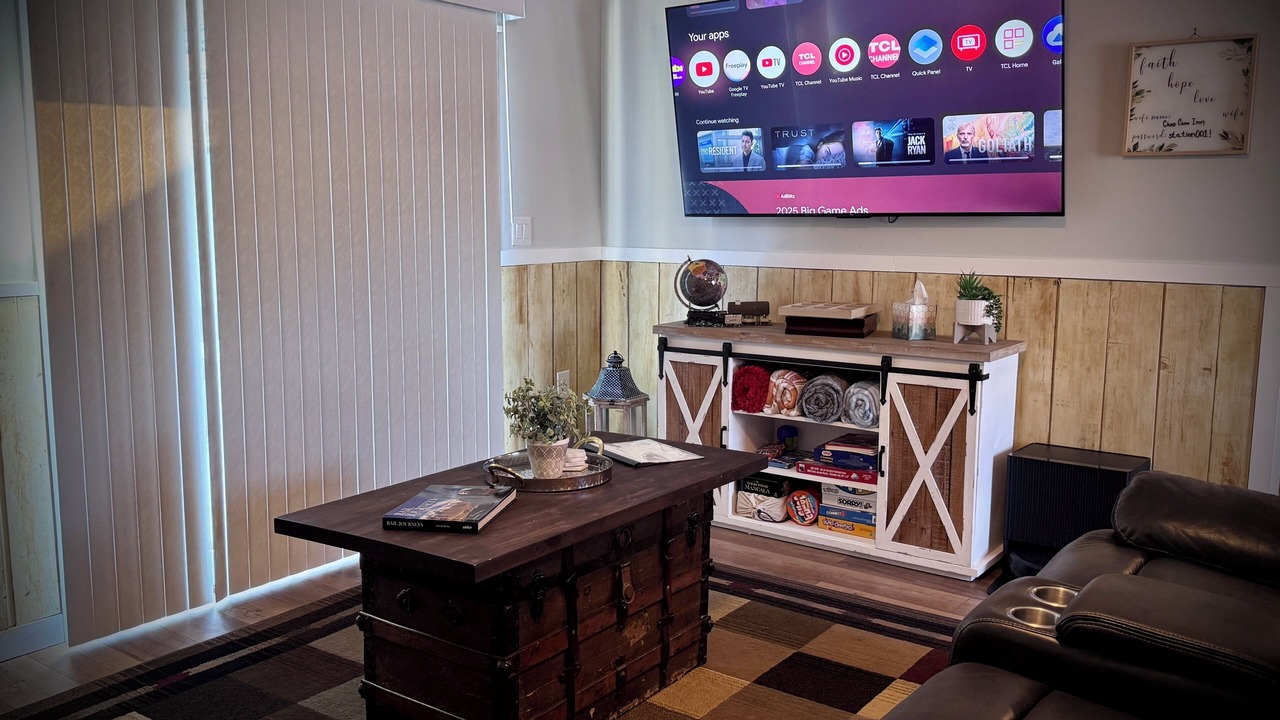 Photo of Livingroom in Elkhart