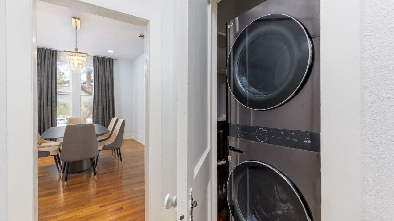 Photo of Bedroom in Midtown
