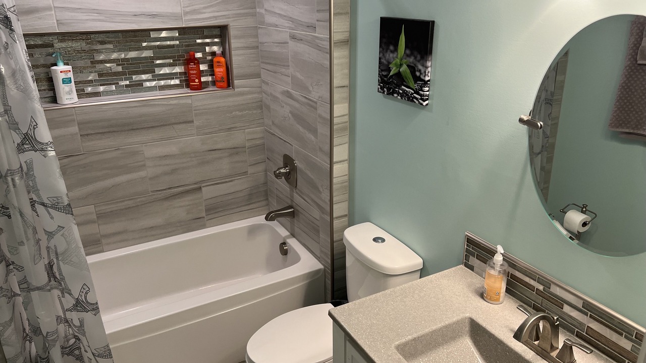 Photo of Bathroom in Marshall