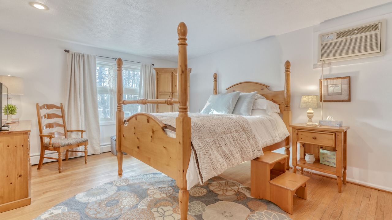 Photo of Bedroom in East Irondequoit