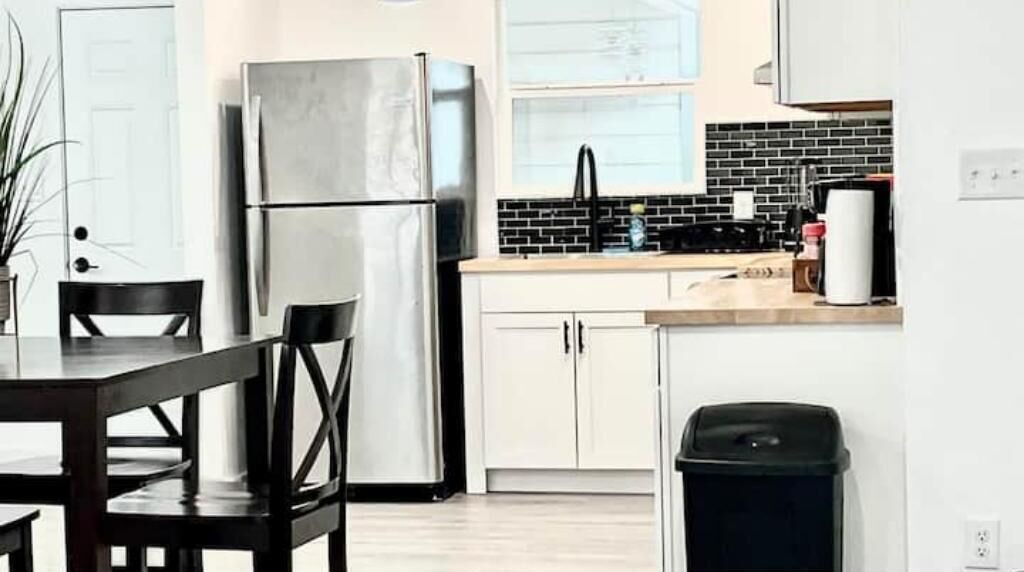 Photo of Kitchen in Northwest Los Angeles Heights