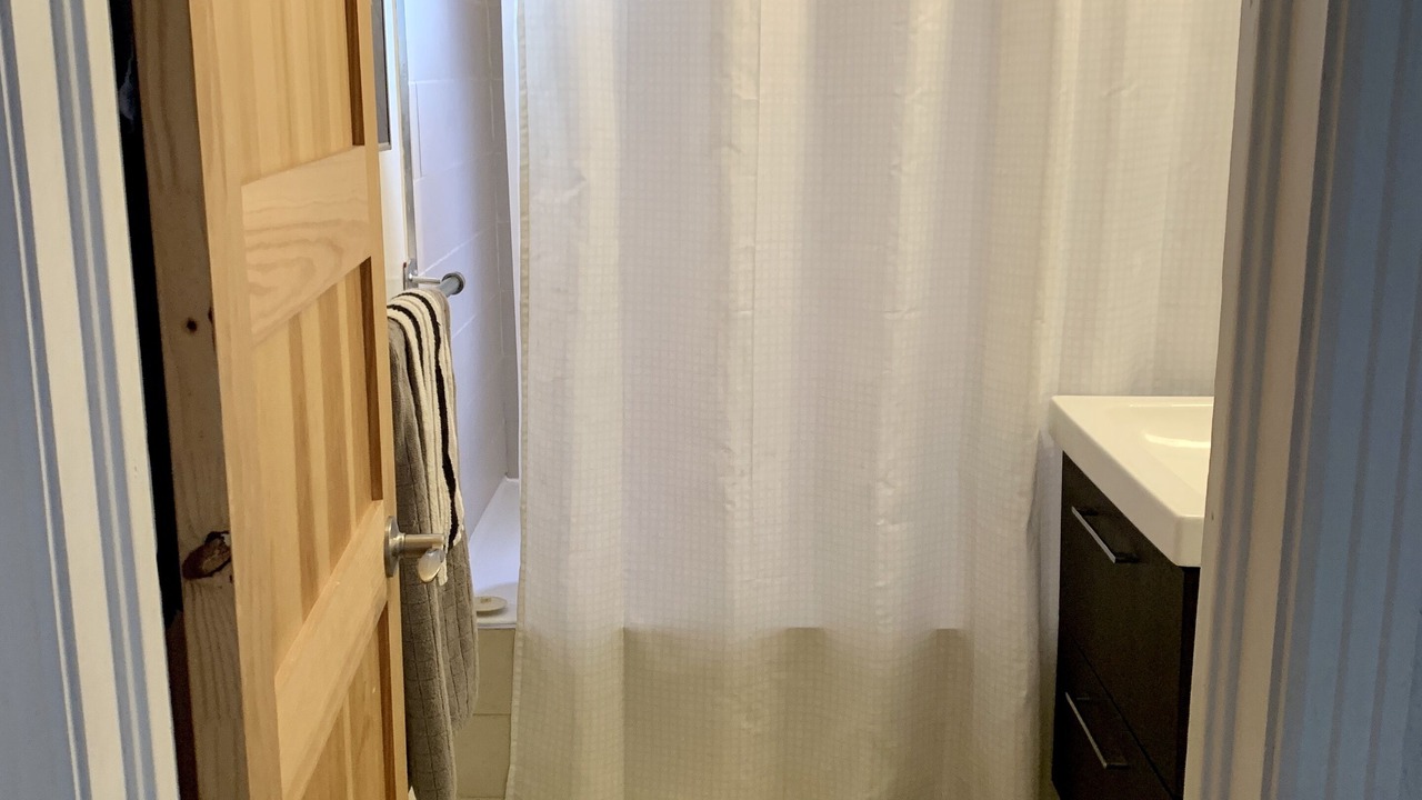 Photo of Bathroom in Cote-Saint-Paul