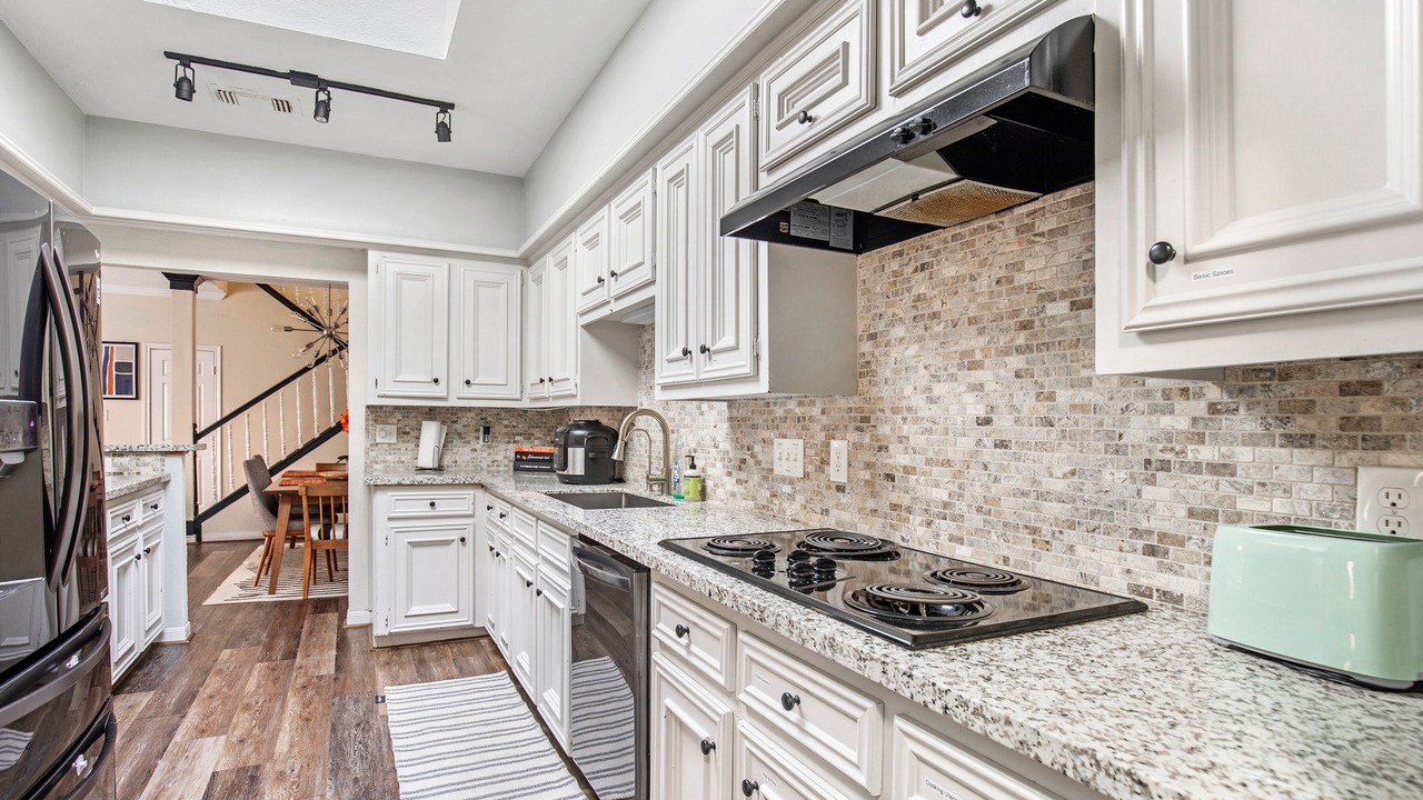 Photo of Kitchen in FM 1960