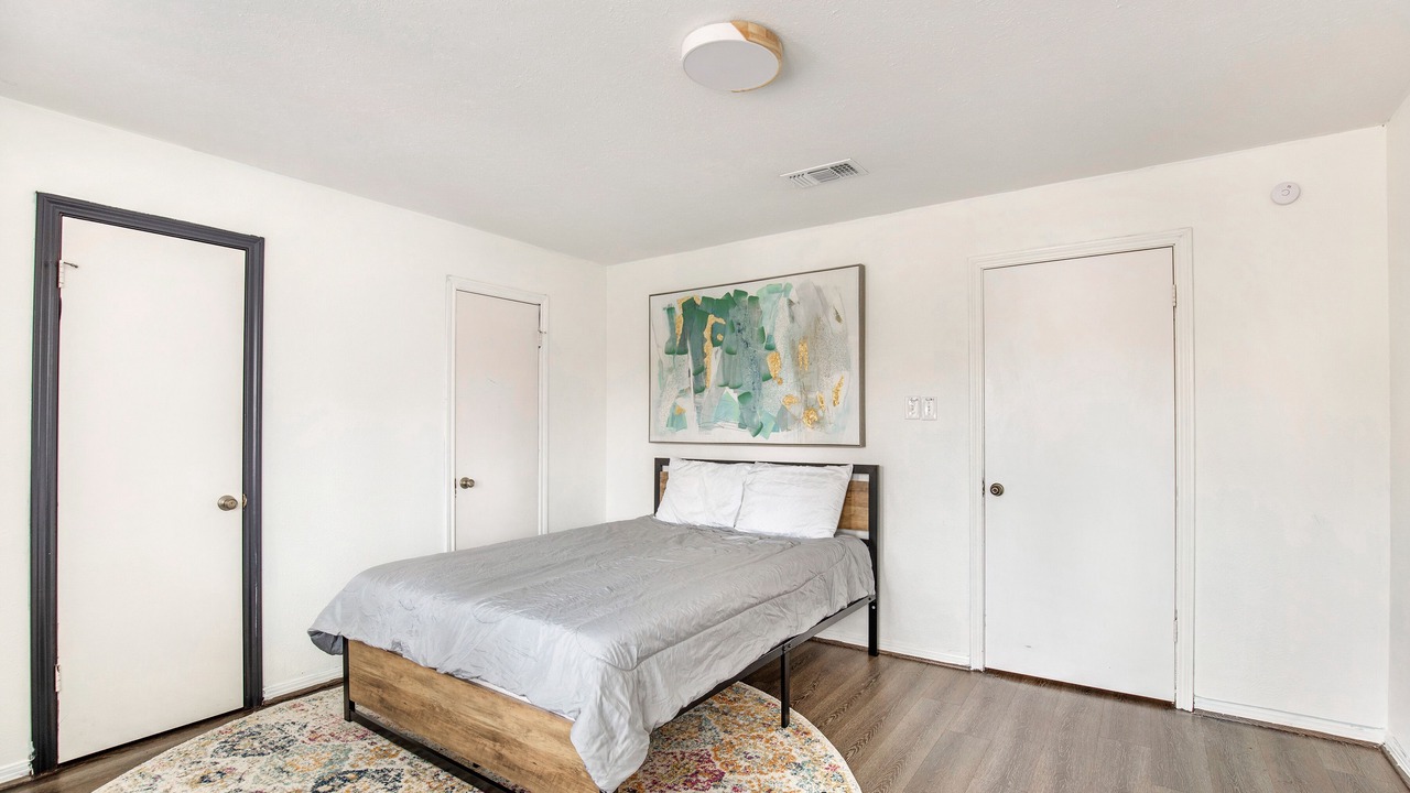 Photo of Bedroom in FM 1960
