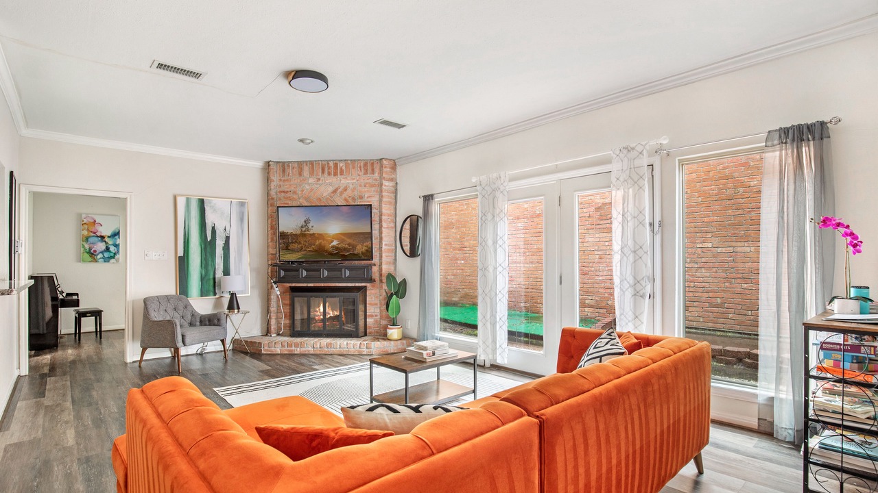 Photo of Livingroom in FM 1960