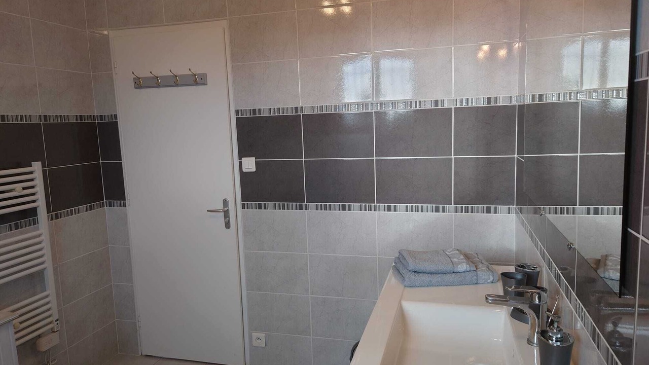 Photo of Bathroom in Saint-Cyr-en-Talmondais