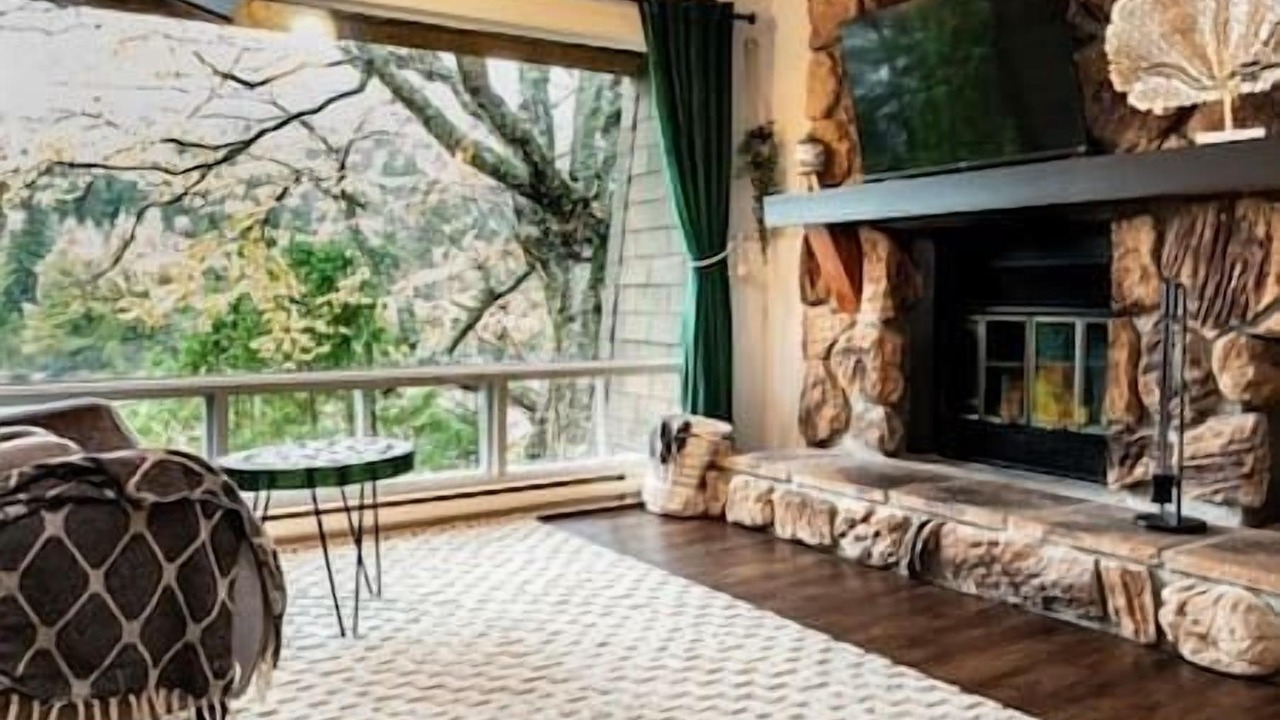 Photo of Livingroom in Sainte-Lucie-des-Laurentides