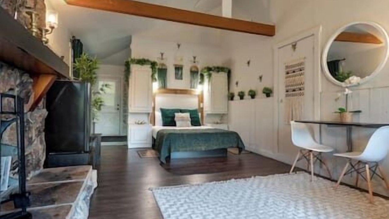 Photo of Bedroom in Sainte-Lucie-des-Laurentides