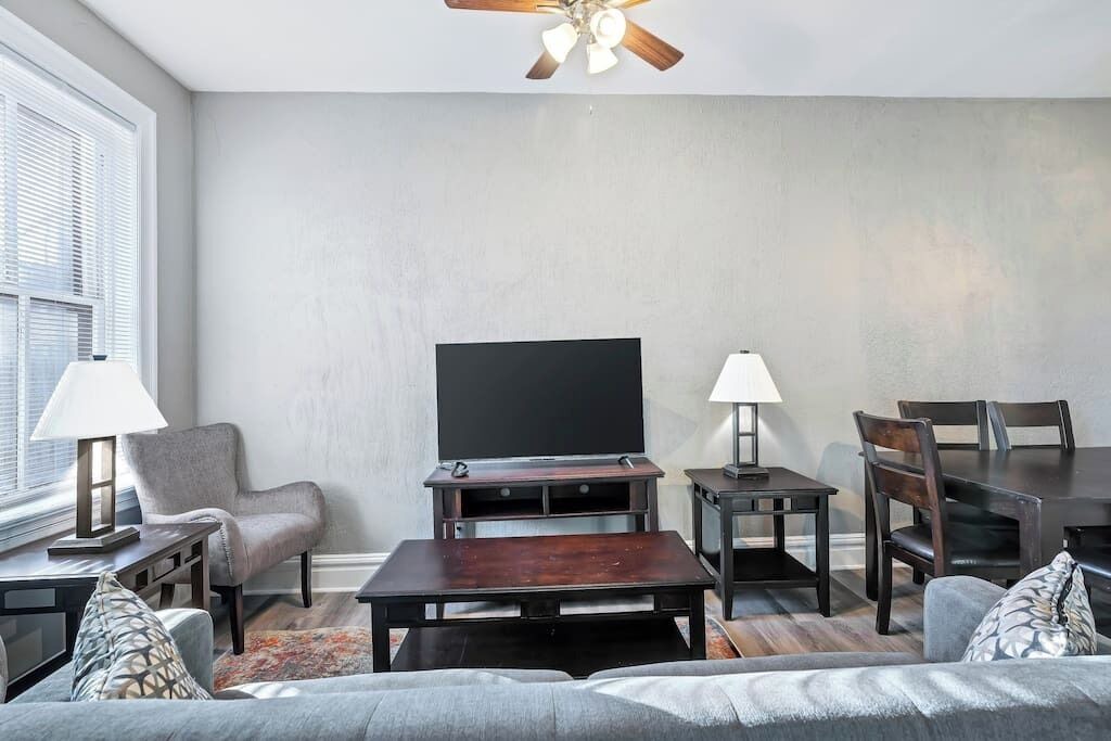 Photo of Bedroom in Shaw