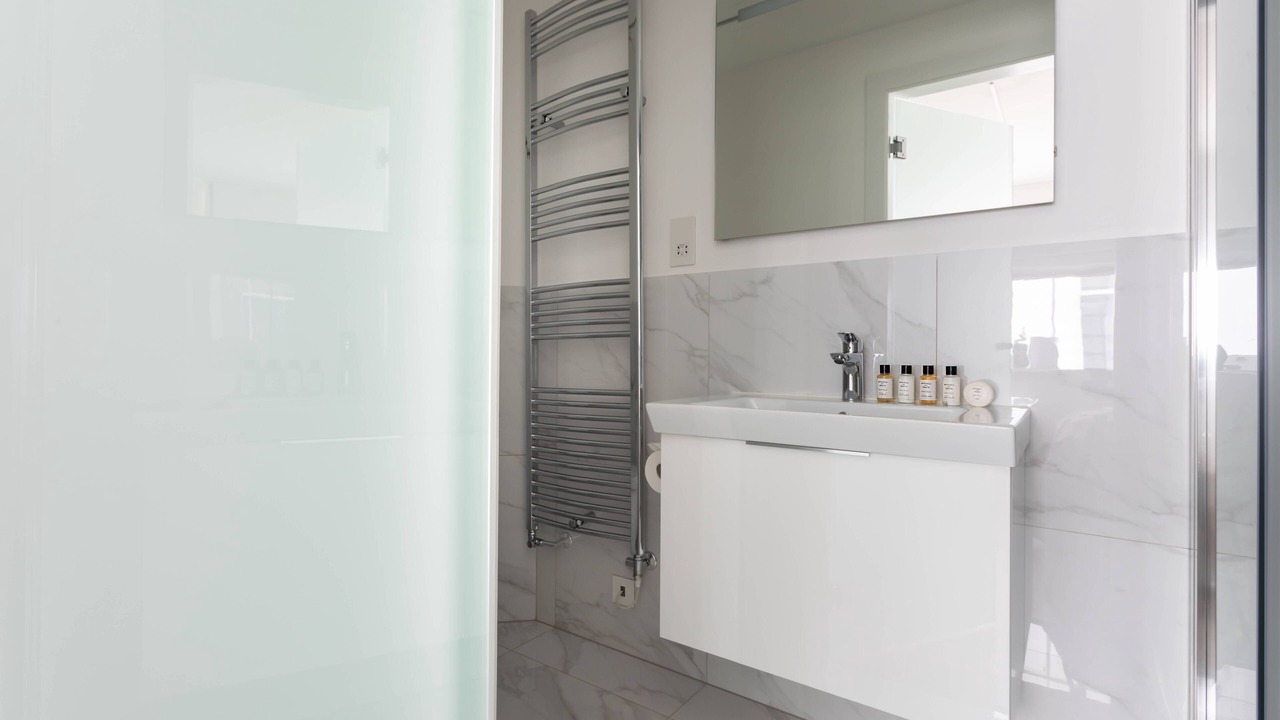 Photo of Bathroom in Warwick