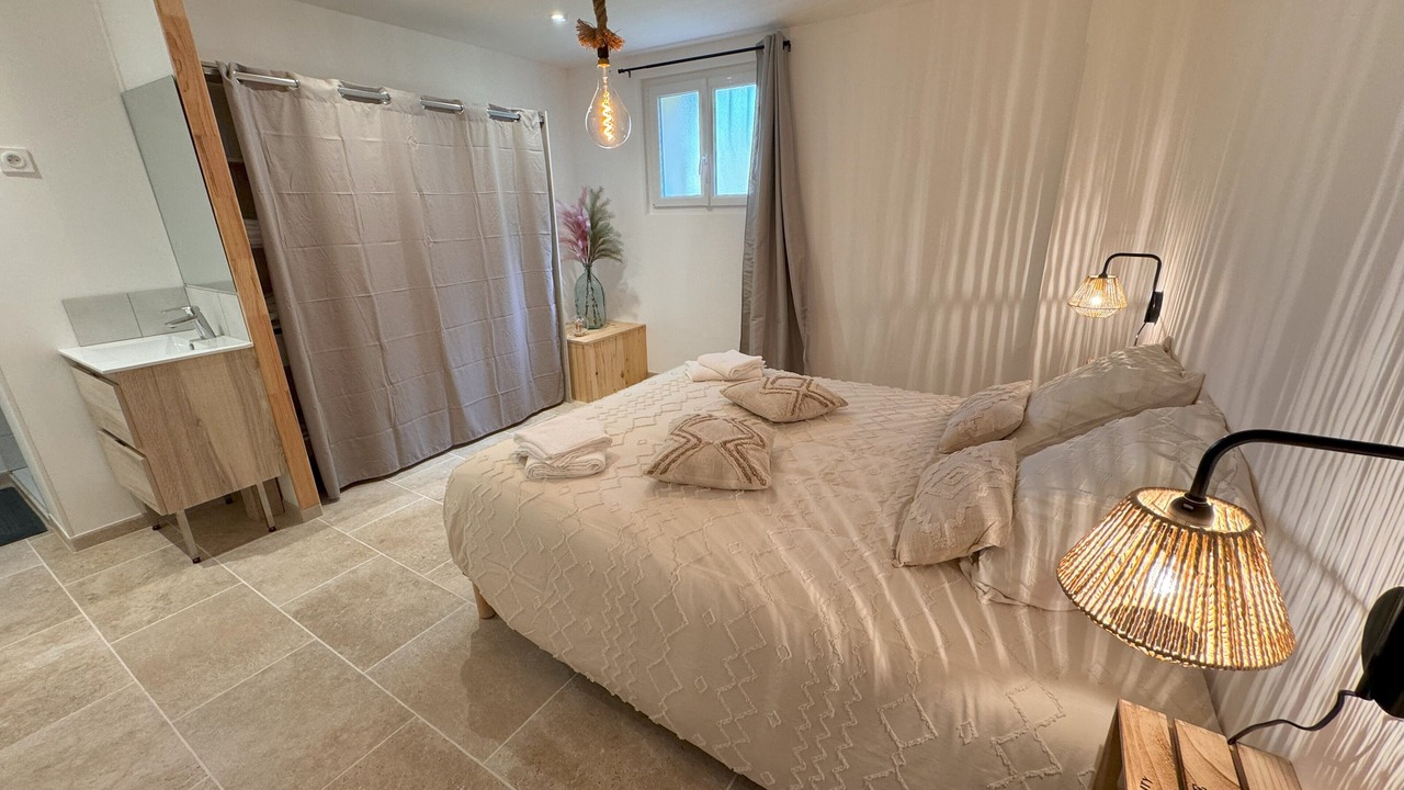 Photo of Bedroom in Barjac