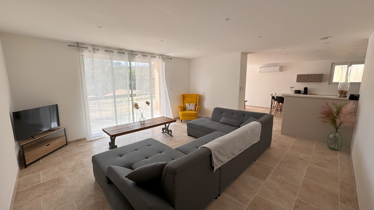 Photo of Livingroom in Barjac