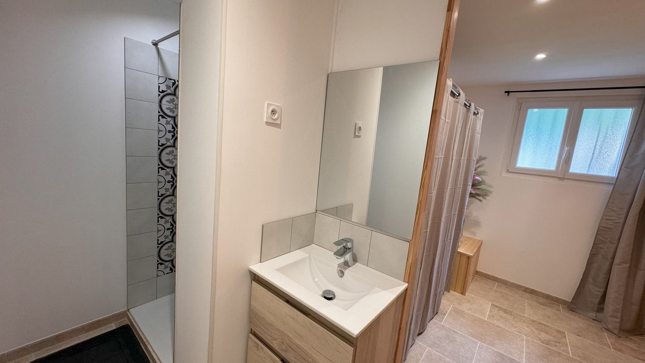 Photo of Bathroom in Barjac
