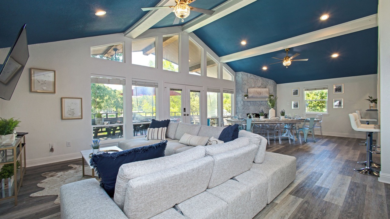 Photo of Bedroom in Tool