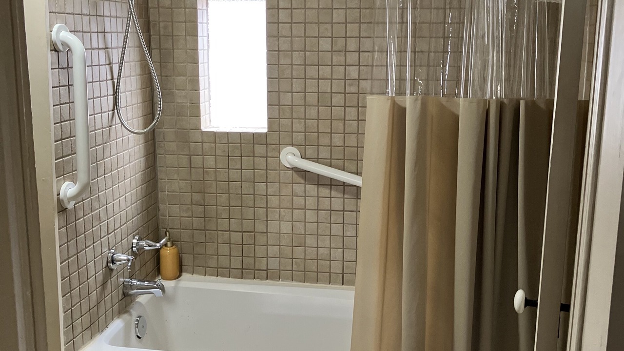 Photo of Bathroom in Greeneville