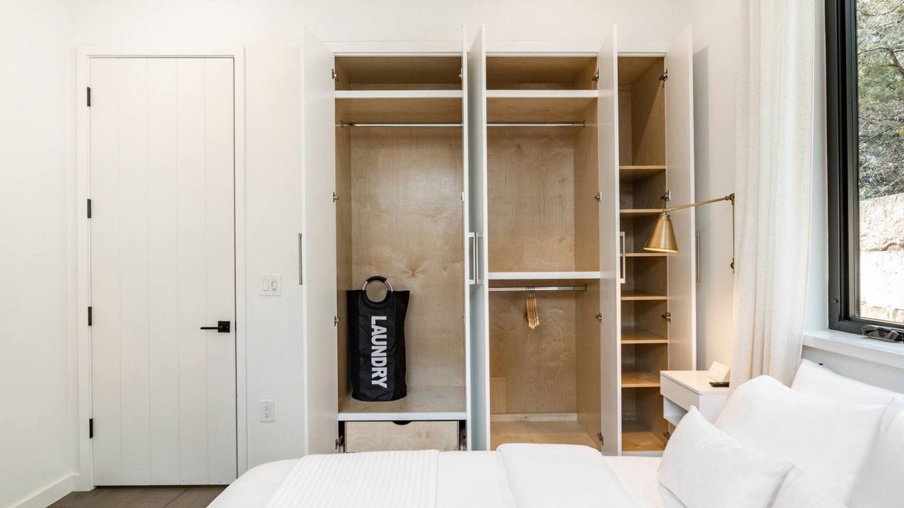Photo of Bedroom in McNeil