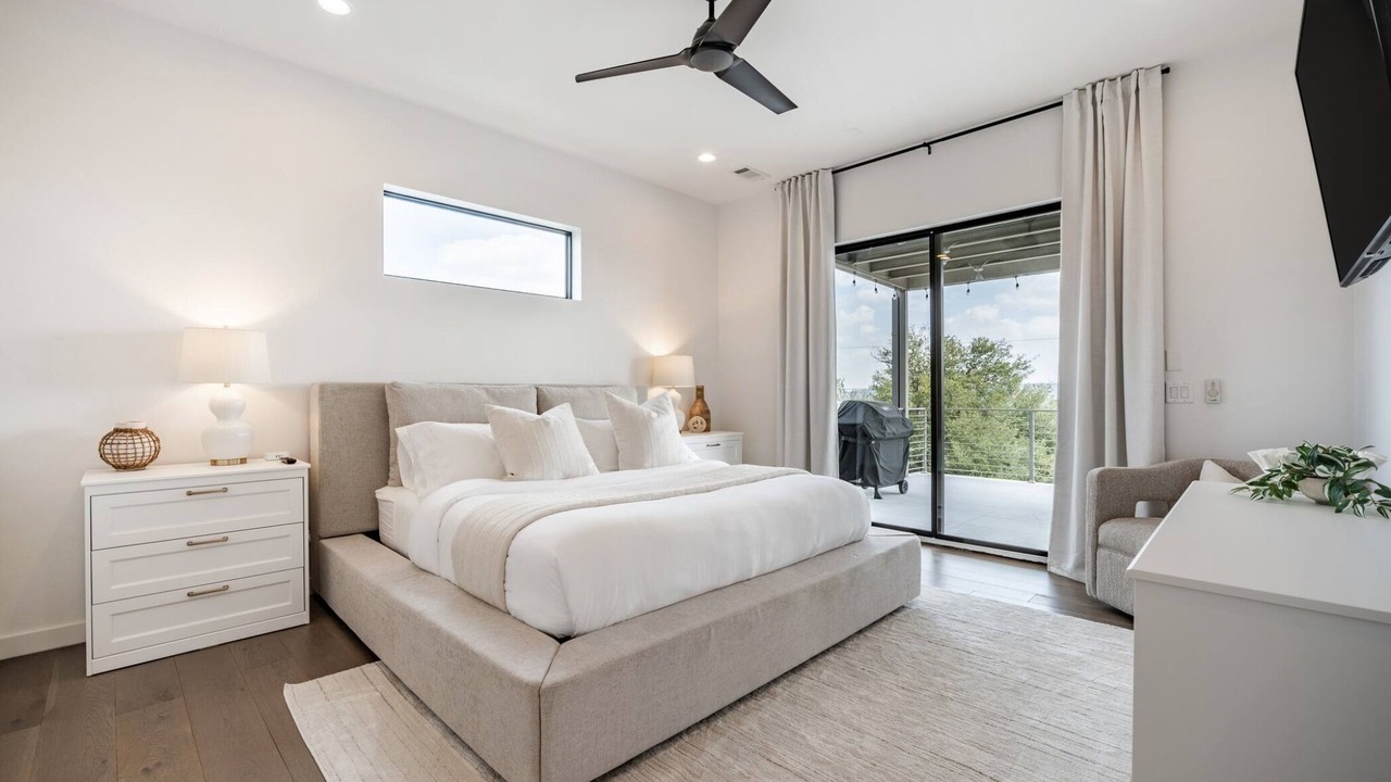 Photo of Bedroom in McNeil