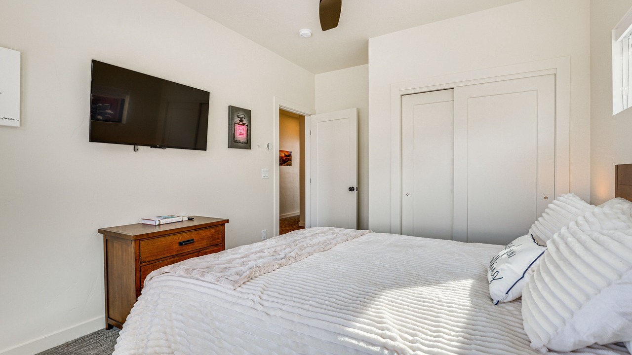 Photo of Bedroom in Silvercreek