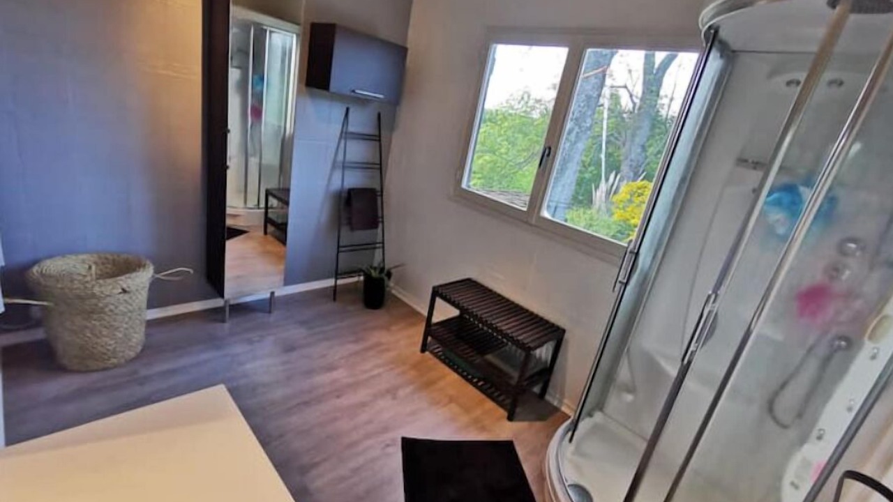 Photo of Bathroom in Sarge-sur-Braye