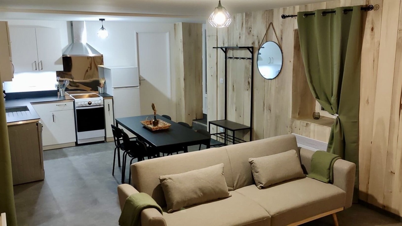 Photo of Livingroom in Descartes