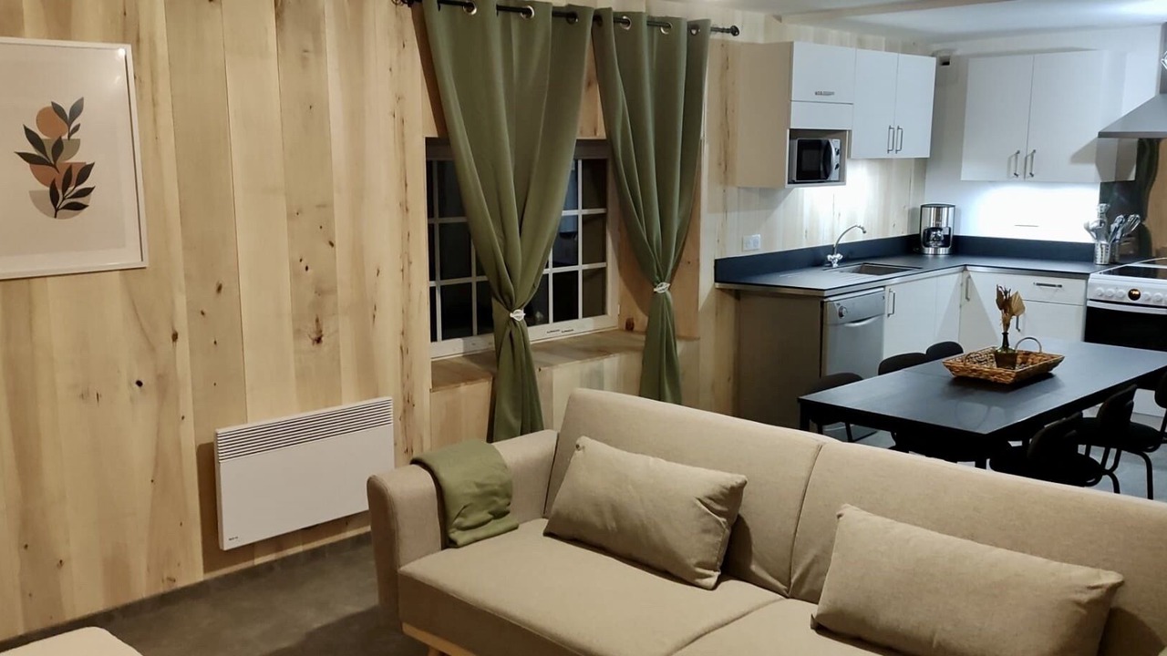 Photo of Livingroom in Descartes