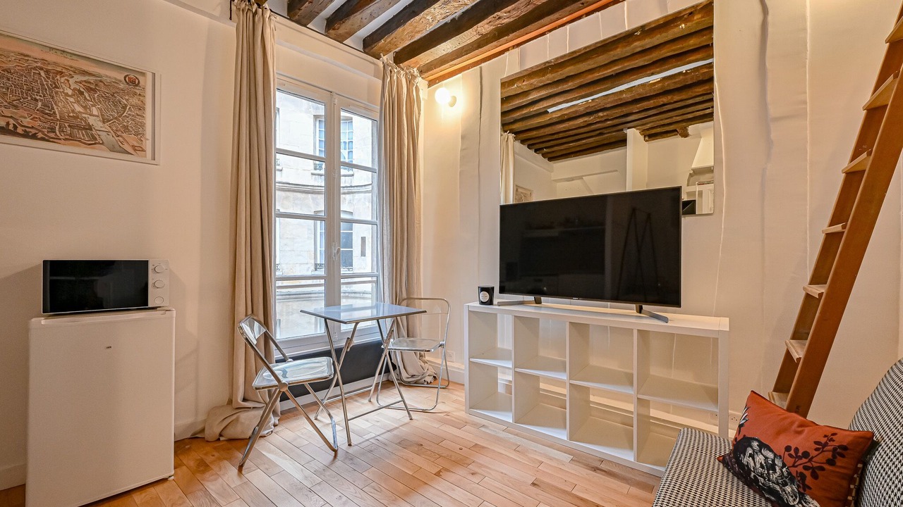 Photo of Livingroom in Odeon