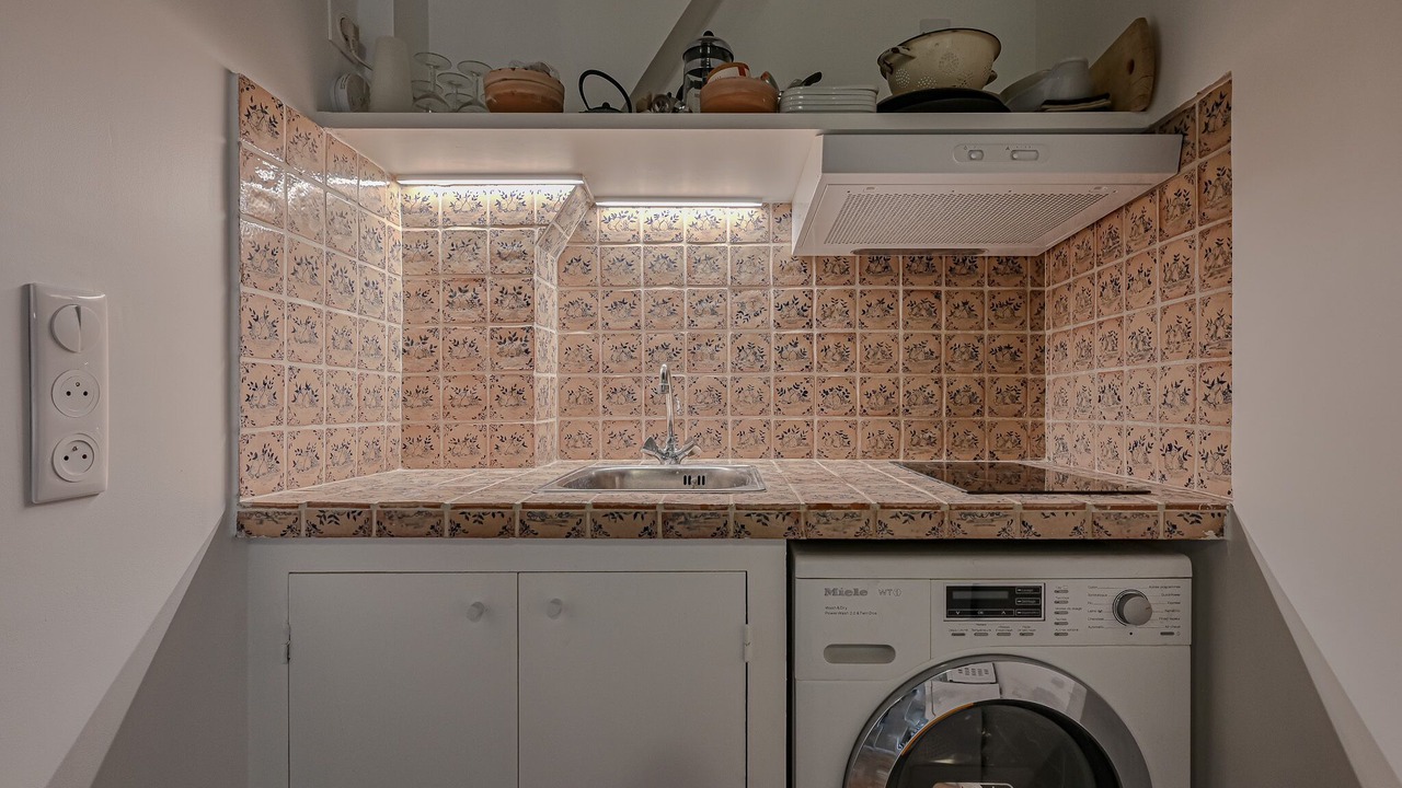 Photo of Others in Odeon