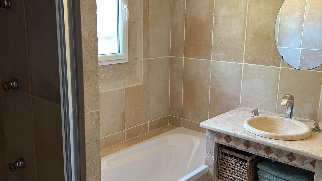 Photo of Bathroom in Puyvert