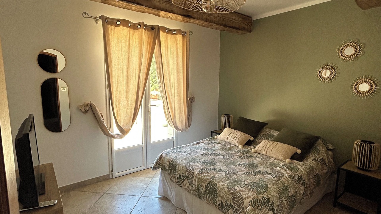 Photo of Bedroom in Puyvert