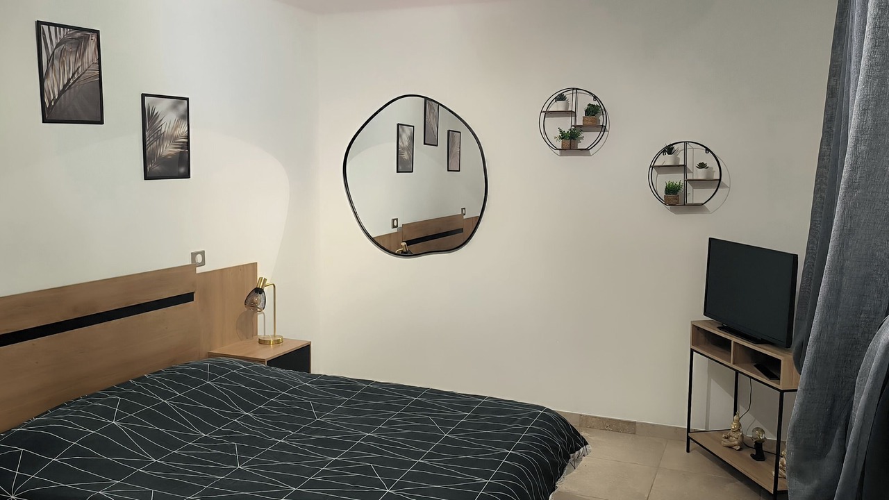 Photo of Bedroom in Puyvert