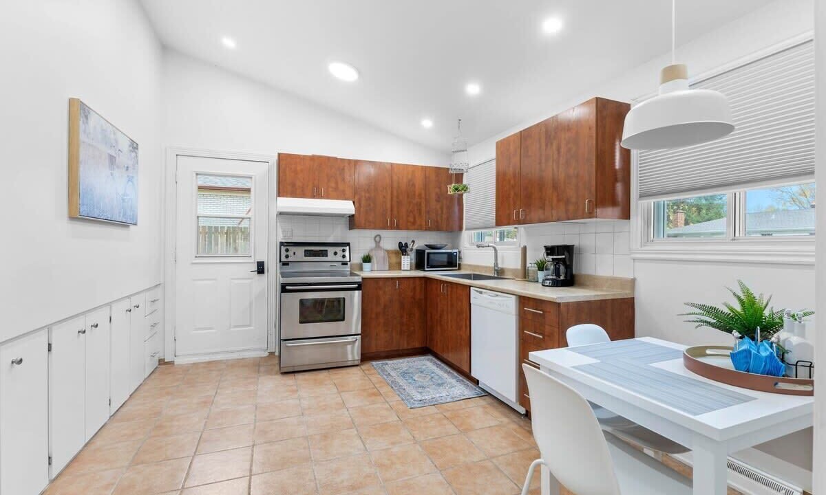 Photo of Kitchen in Pierrefonds-Roxboro