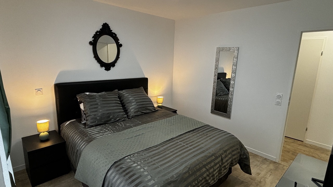 Photo of Bedroom in Chelles