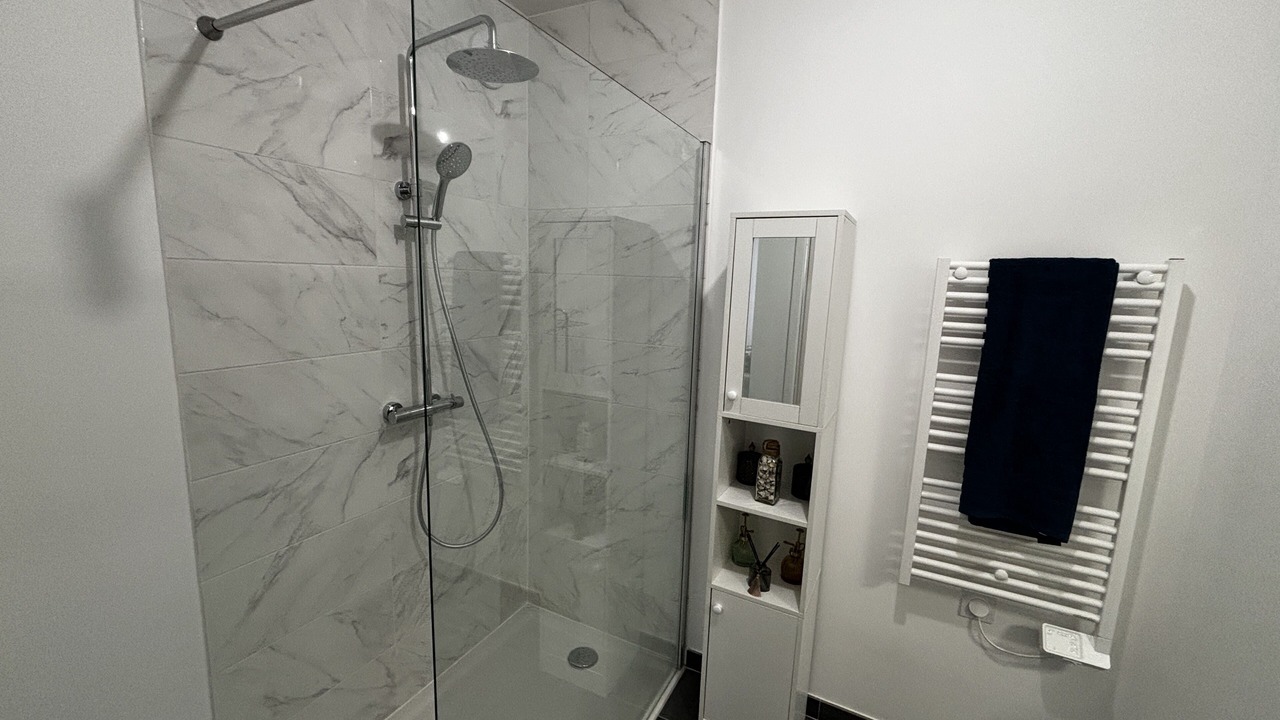Photo of Bathroom in Chelles