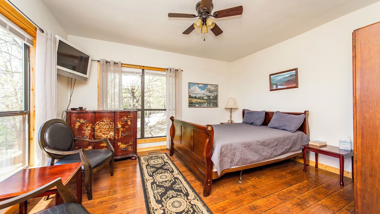 Photo of Bedroom in Edgemont