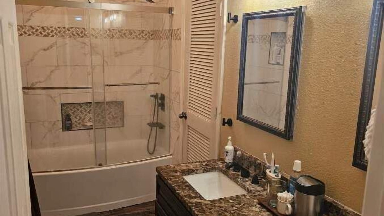 Photo of Bathroom in Spring