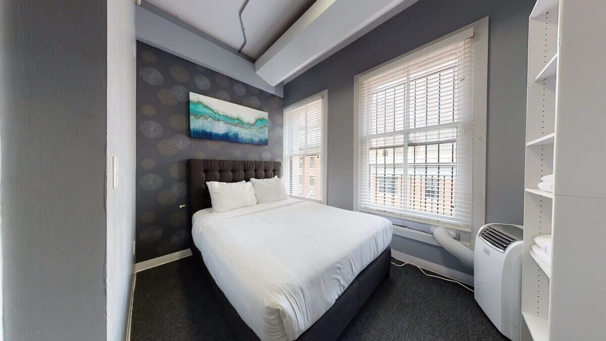 Photo of Bedroom in Downtown Boston