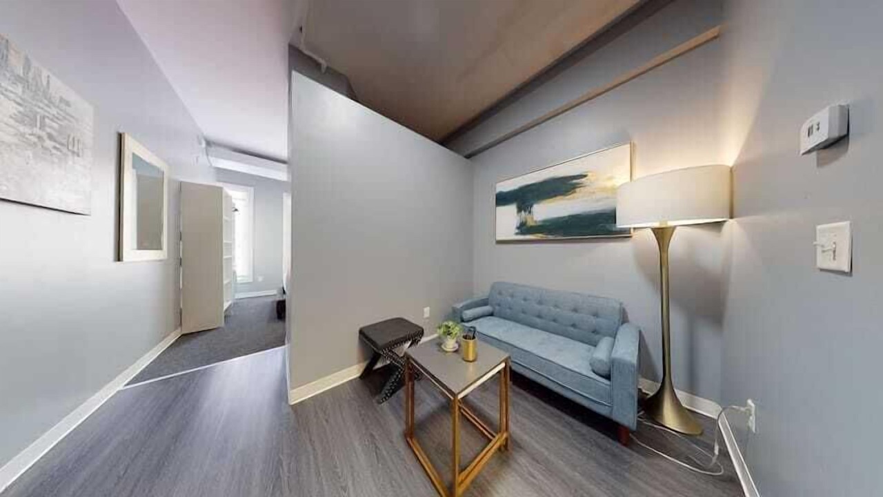 Photo of Livingroom in Downtown Boston