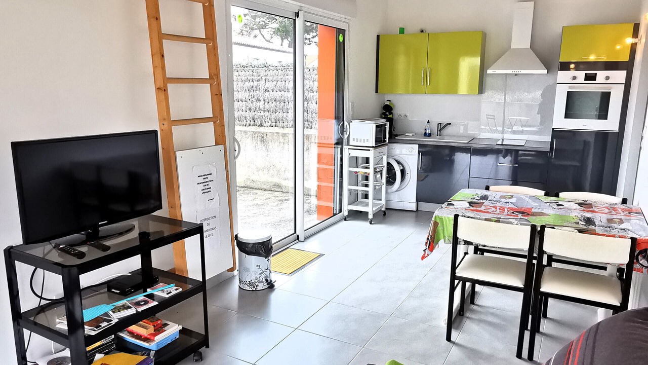 Photo of Others in Brem Sur Mer