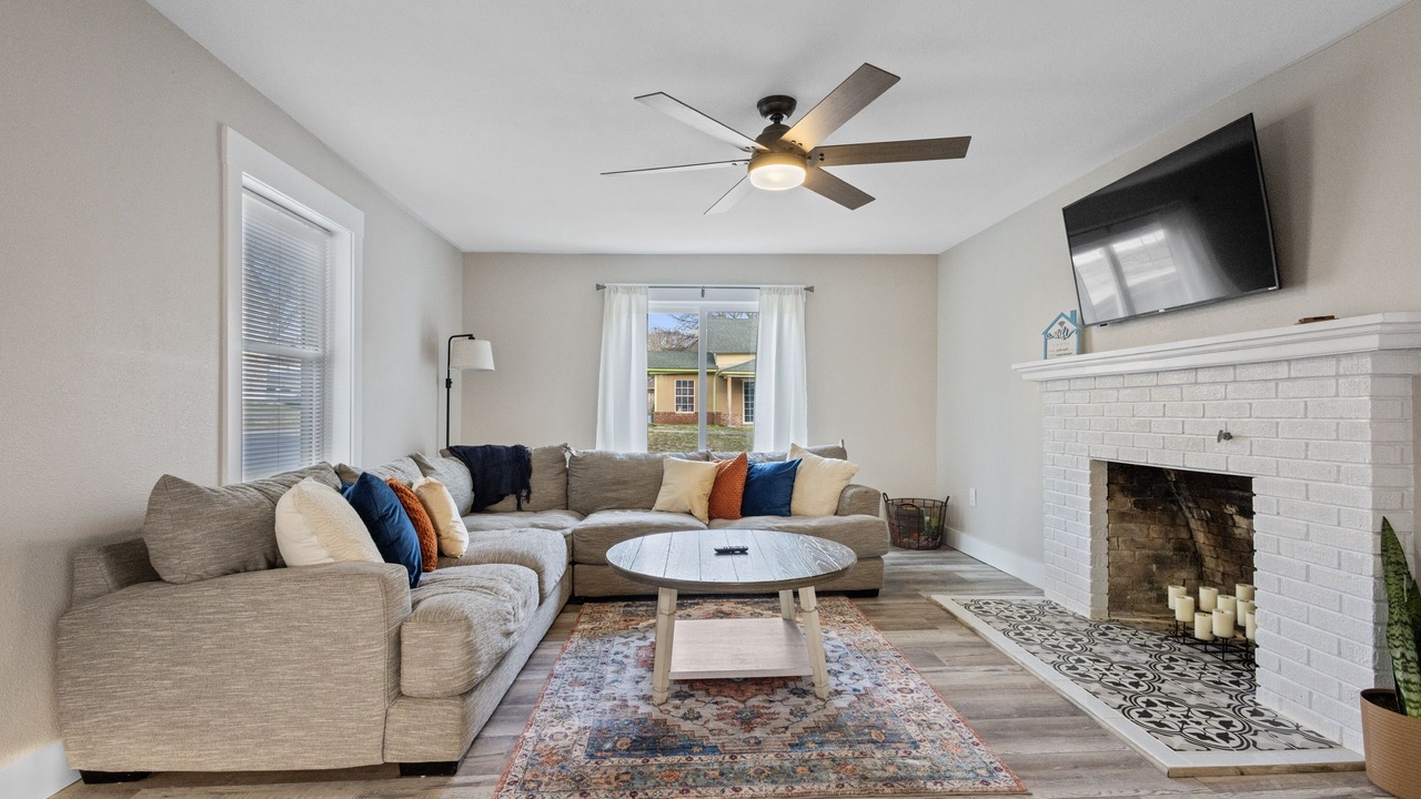 Photo of Livingroom in Siloam Springs