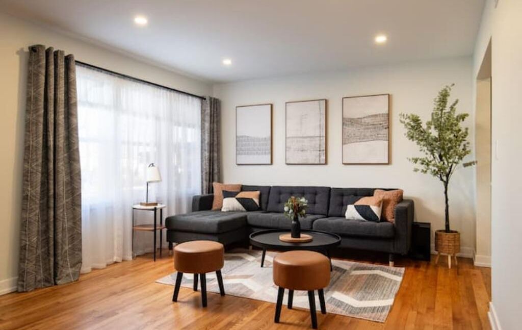 Photo of Livingroom in Oak Lawn