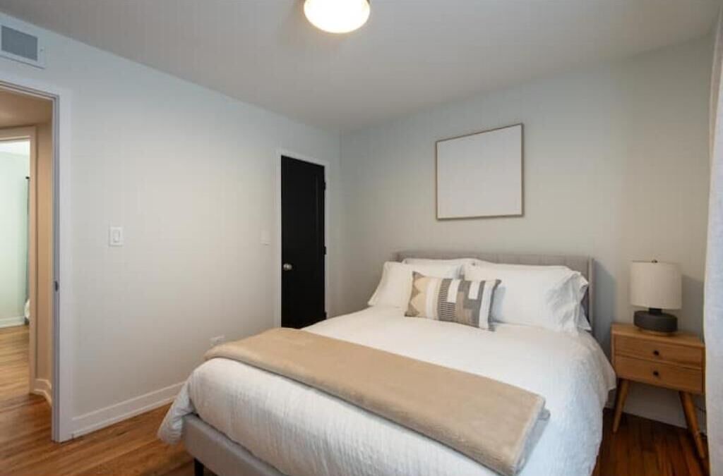 Photo of Bedroom in Oak Lawn