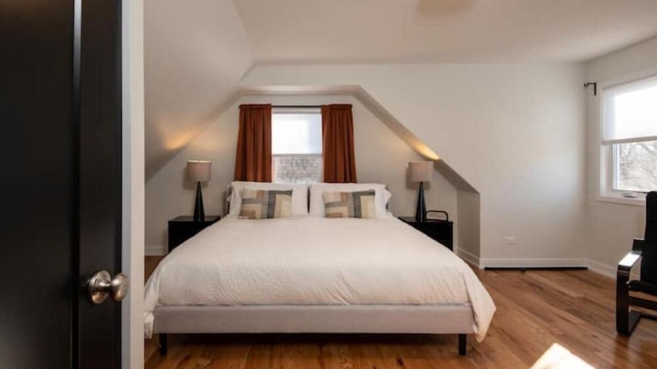 Photo of Bedroom in Oak Lawn